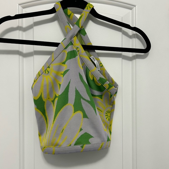 Zara Green Floral Halter Crop Top - Picture 2 of 5